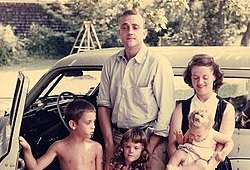 vonnegut with familythe genius of Kurt Vonnegut