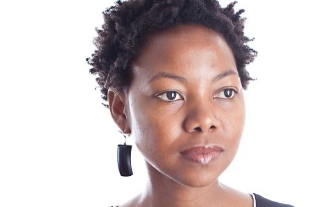 noviolet bulawayo author